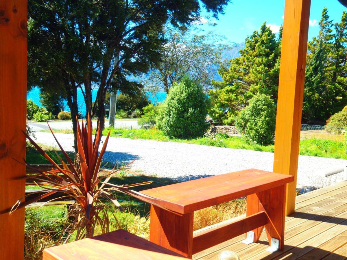 Lakefront Fantail Cottage Lake Hawea, Wanaka Exterior foto