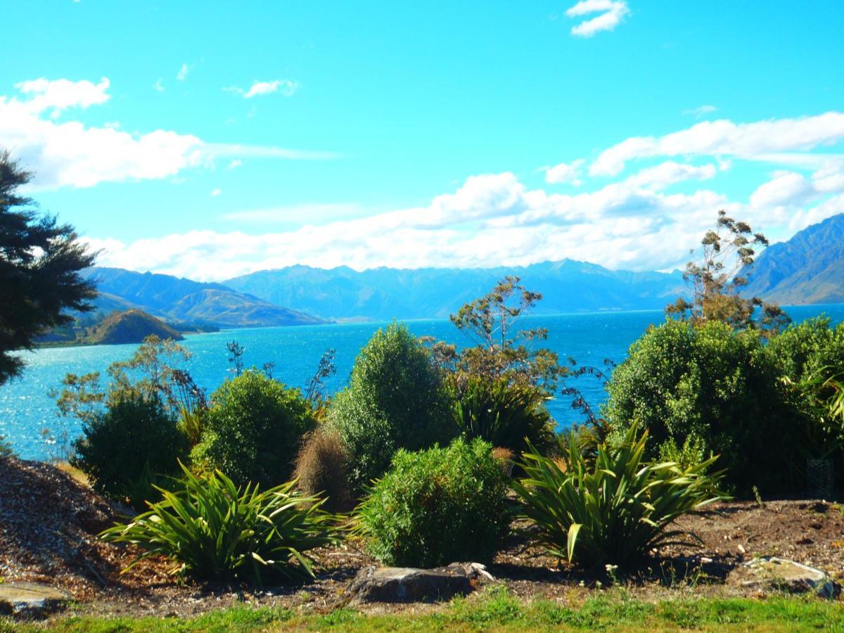 Lakefront Fantail Cottage Lake Hawea, Wanaka Exterior foto
